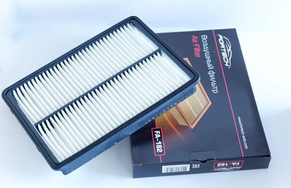 FA182 Фильтр воздушный FORTECH (C30017 MANN)