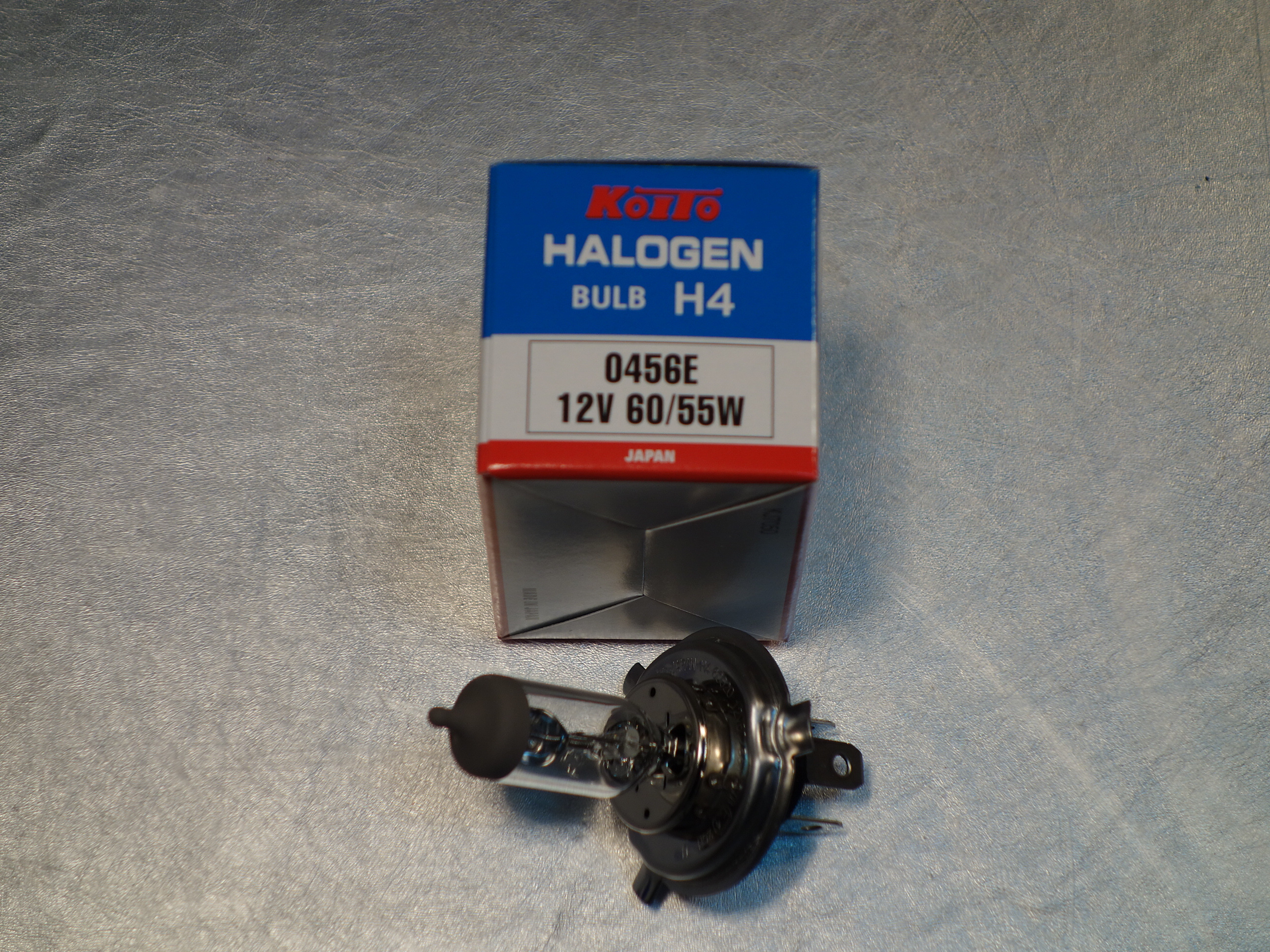 Koito лампа H4 12V60/55W 0456E цоколь H4